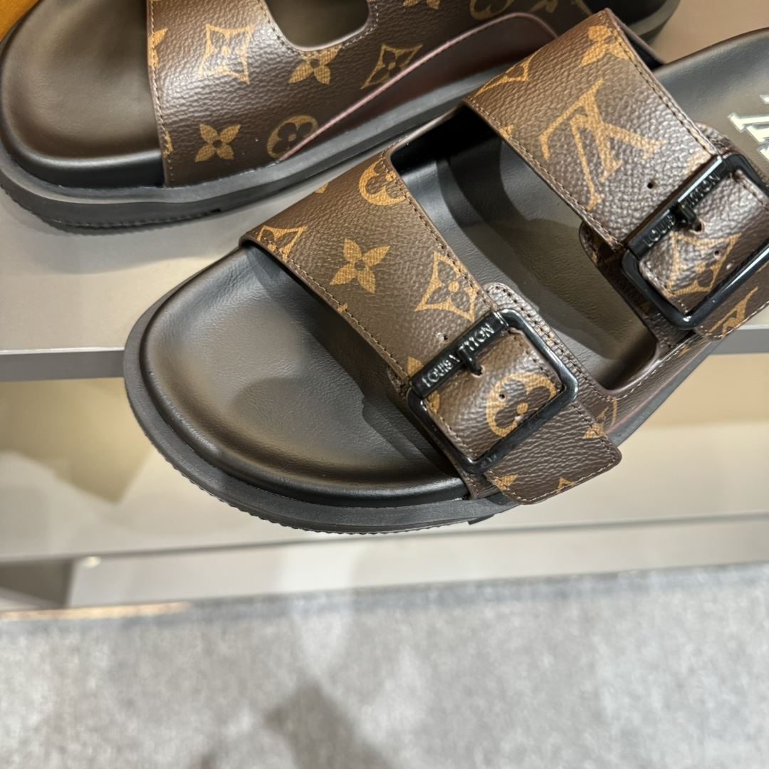 Louis Vuitton Slippers